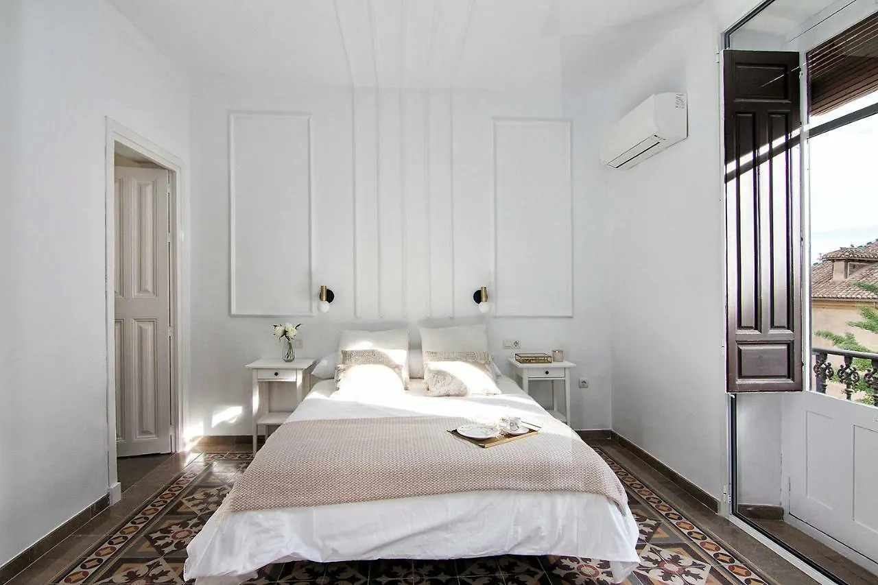 Gran Via Luxury 3Br Apartment Granada 0*,  Spain