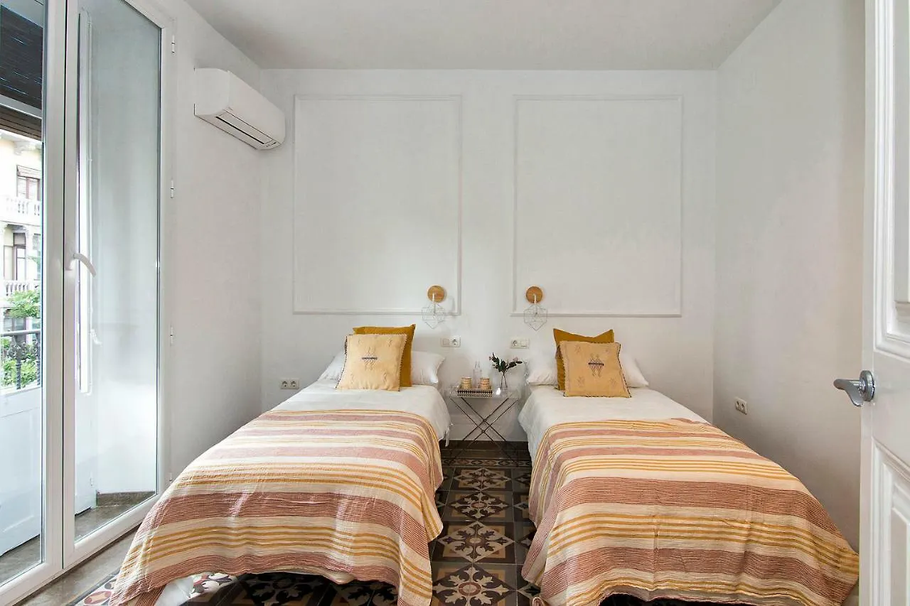 Gran Via Luxury 3Br Apartment Granada 0*,  Spain
